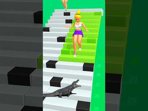 TRYNA RACE STAIRS BUT GIANT CROCODILE’S IN THE WAY! HELP! 🐊🔥#gaming #shorts #shortfeed #viralshorts