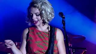 SAMANTHA FISH "BITCH ON THE RUN" LIVE FANTASTIC  IN CONCERT 10/20/18
