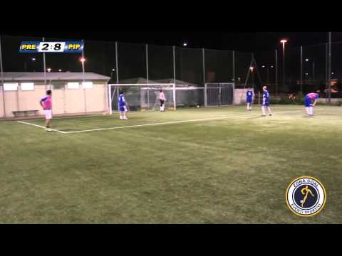 Zona Goal: Precari - Agenzia Pippo - Sintesi