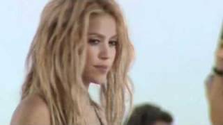 Shakira revoluciona Barcelona estrena 'Loca'