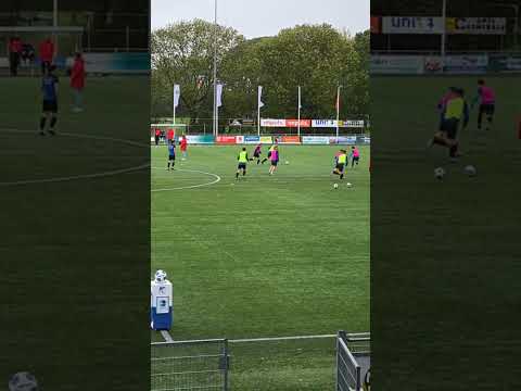 Stukje warming-up vv Sliedrecht - VVA Achterberg  Live