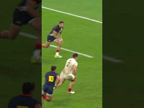 CRAZY CHARGE DOWN 💥 #Rugby #RWC2023 #Shorts