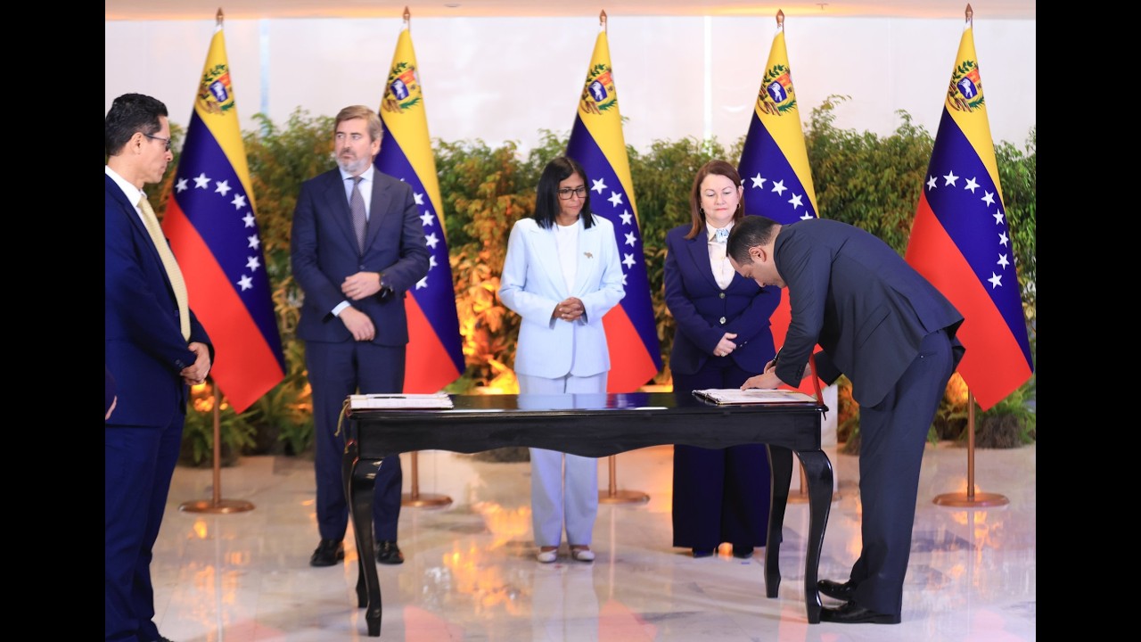 Delcy Rodríguez firma acuerdos con petrolera española Repsol, 12 de marzo de 2026