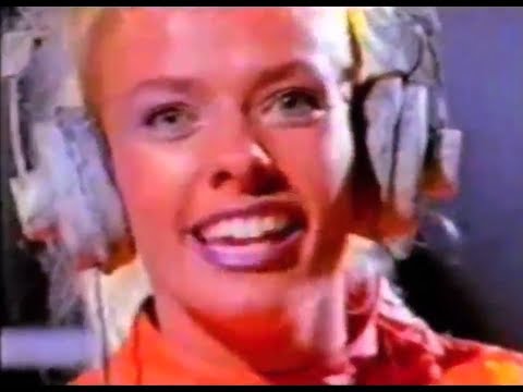 ADRIANE GALISTEU - O Som dos Anos 90 - Globo Disk (1999)