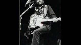 Waylon Jennings -  I Got The Train Sittin' Waitin'