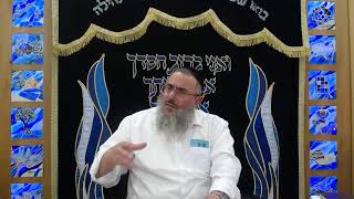 הרב דניאל אלול - עין יעקב - יומא אות ד' - הלבשת הכהנים למשמש בתפילין ועוד (הרב דניאל אלול) - התמונה מוצגת ישירות מתוך אתר האינטרנט יוטיוב. זכויות היוצרים בתמונה שייכות ליוצרה. קישור קרדיט למקור התוכן נמצא בתוך דף הסרטון