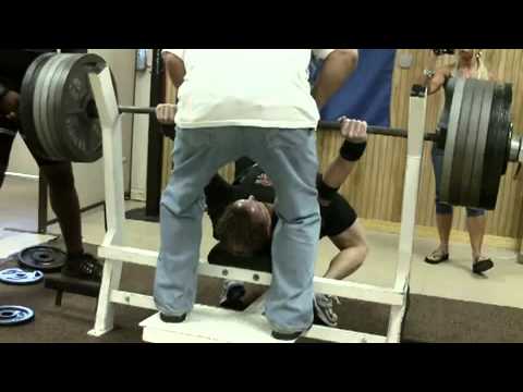 BENCH PRESS - Kevin Harmon 274kg (605lbs)