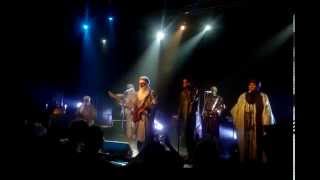 Tinariwen - Chaghaybou (Live)