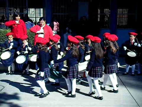 banda de guerra kinder