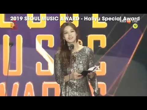 [190115] EXO nhận giải Bonsang và Hallyu Special Award tại SMA
