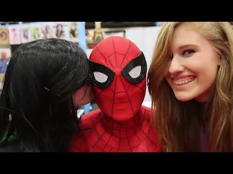 Spider Man VS Fan Expo Dallas 2017 VS Pretty Ladies VS VENOM