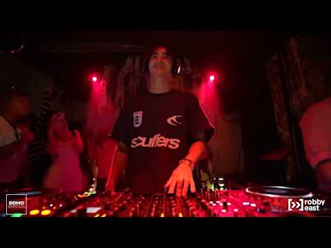 Robby East at SohoSeoul