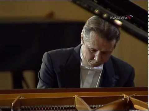 Pletnev plays Chopin Preludes Nos.1-6