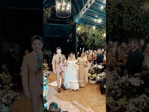 entrada de Cassiane com a filha no casamento #cassiane #casamento #noticiasgospel #show