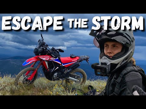 ESCAPING THE STORM Motorbike Adventure Exploring the Victorian High Country