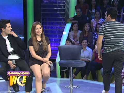 Jericho Rosales sings "Pusong Ligaw" on GGV