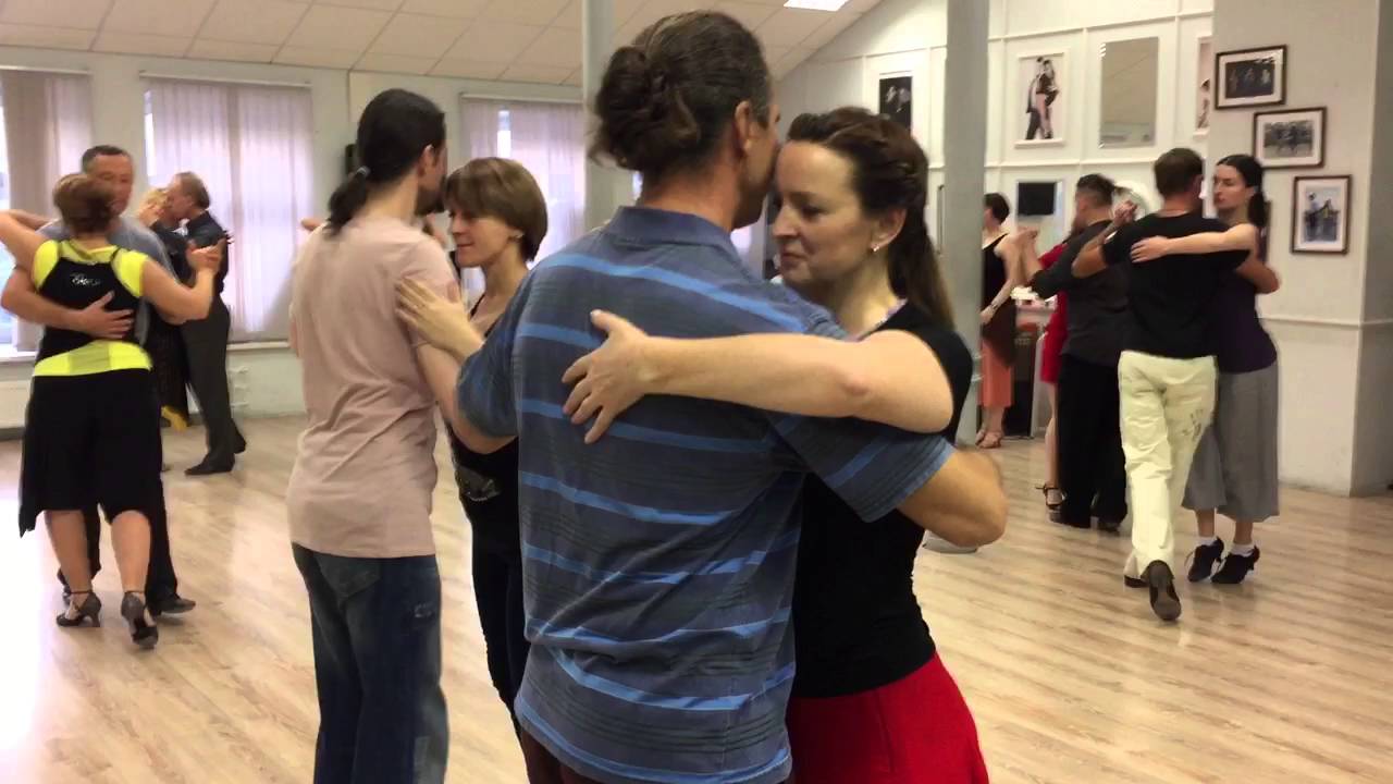 Class Javier Diaz y Elvira Malishevskaya. Walz