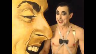 Alan Cumming instagram 07 cabaret ft.Emma Stone
