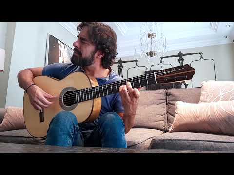 Daniel Casares probando una guitarra flamenca Eduardo Bossa