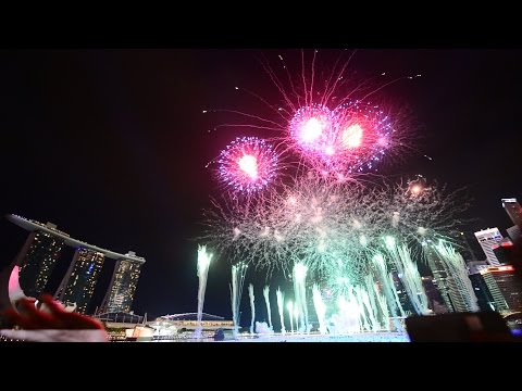 Singapore New Year's Day Countdown Fireworks 2016