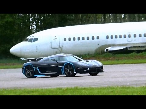 Koenigsegg One1 top speed run + 225 mph FLYBY