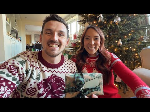Merry Christmas! Present Shopping and Opening One Special Gift ❤️ Vlogmas Day 25