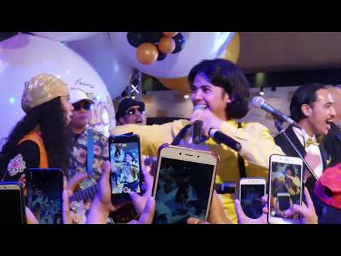 VIRAL!! ALIANDO & MAS INDRO JOGET MENGGEMASKAN  BIKIN PENGGEMAR HISTERIS - WARKOP DKI REBORN 2019