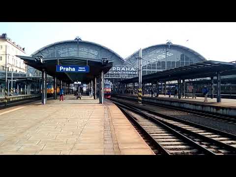 749 121-0 Bardotka v Praze