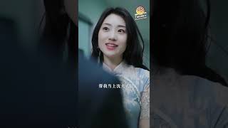 5 años después de divorciarse de Cenicienta, CEO se sorprende al ver que 3 niños son idénticos a él