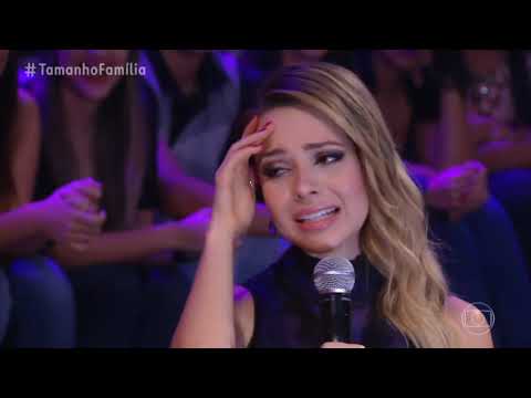 Sandy ganha homenagem da família | tamanho família