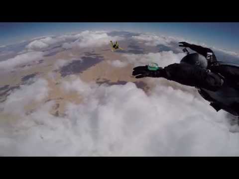 Awesome Skydive turns bad with Malfunction and Cutaway