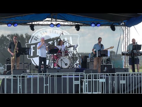 Jordan Jive Swing Band Playing at Old Bar Festival