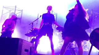 Scream - Grimes (ft. Aristophanes!) [Pitch Festival 2016, Amsterdam]