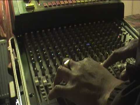 Roland TR-808 Drum Machine MR RAW BRAINYAK -- LIVE REBIRTH myWAY MANCHESTER UK