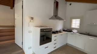 VICENZA, CENTRO STORICO: ELEGANTE ATTICO CON TERRAZZA E GARAGE