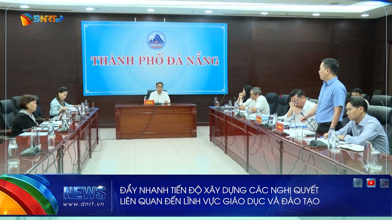 ĐẨY NHANH TIẾN ĐỘ XÂY DỰNG CÁC NGHỊ QUYẾT LIÊN QUAN ĐẾN LĨNH VỰC GIÁO DỤC VÀ ĐÀO TẠO