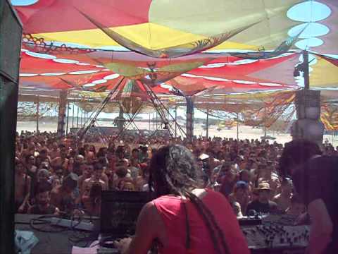 Myrah live @ Freedom Festival 2013 - Part 1