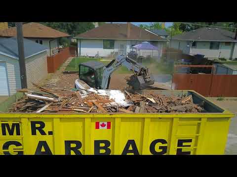 Bobcat Excavator Tackles Demolition Job from Start to Finish