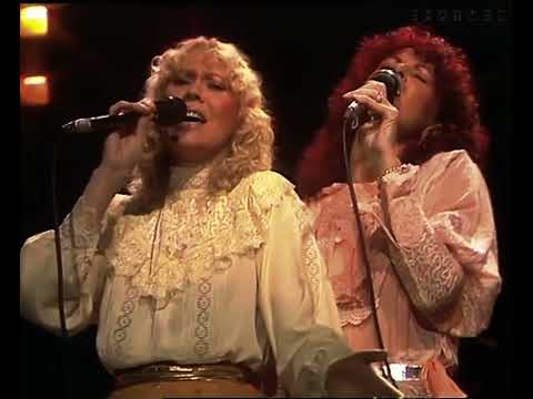 ABBA : Summer Night City (Live) Dick Cavett 1981 HQ Subtitles