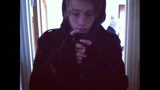 ♥Luke Hemmings♥ (Me without You-Loick Essien)