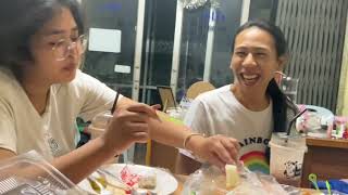 สาวเมกาTexas กลับศรีสะเกษ ขำๆสนุกไปวันๆจอยๆจ้า มากินข้าวนำกันเด้อ ทำงานทำงาน+จอยสุดๆ ทำเล็บให้เพื่อน