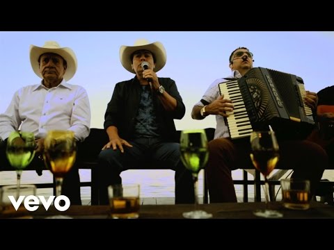 Mil Vezes Antes de Amar - Trio Parada Dura