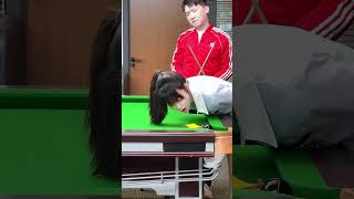 找了个帮手__这台球一打一个不吱声