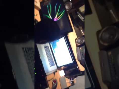 [@SmokedOutLuger Periscope] Producer Lex Luger Playing New Beats On Periscope