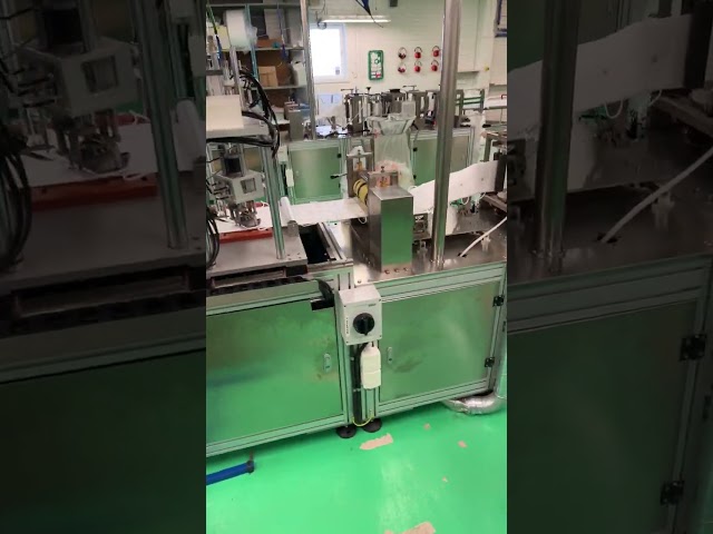 1038616 Machine for manufacturing mouth guards