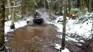 preview picture of video '800 POLARIS X2 Mudding in Tamahi near Chilliwack'