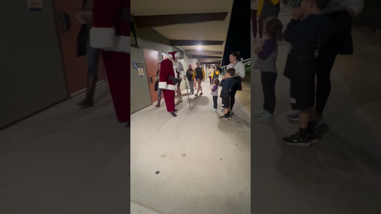 Promotional video thumbnail 1 for Santa Moose
