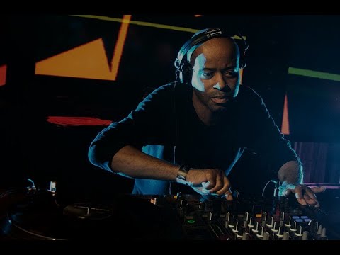 Juan Atkins @ Metroplex (Detroit, USA) 12-05-1998