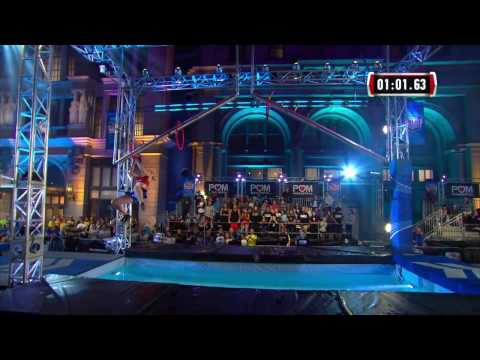 Jessie Graff at the Los Angeles Qualifier   American Ninja Warrior 2016