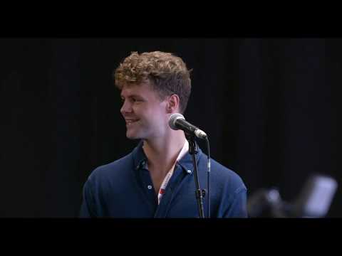 Big The Musical Cast And Orchestra Perform Together For The First Time
